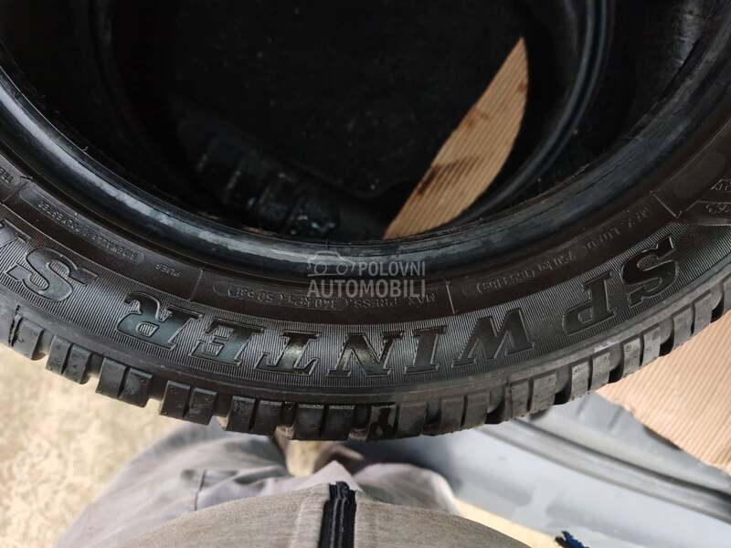 Dunlop 225/50 R17 Zimska