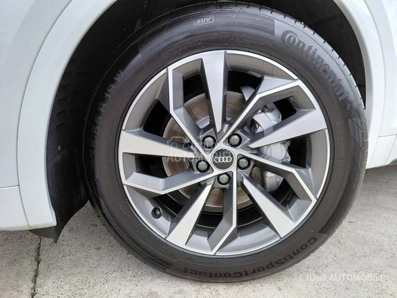 Audi Q5 2.0tdi S LINE