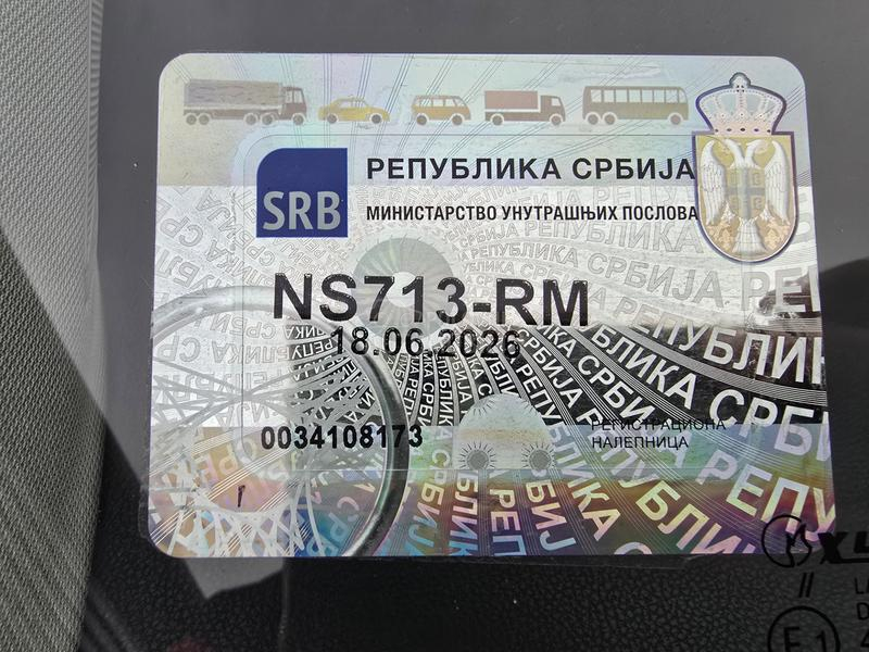 Volkswagen Golf 7 1.6 TDI//VIRTUAL//