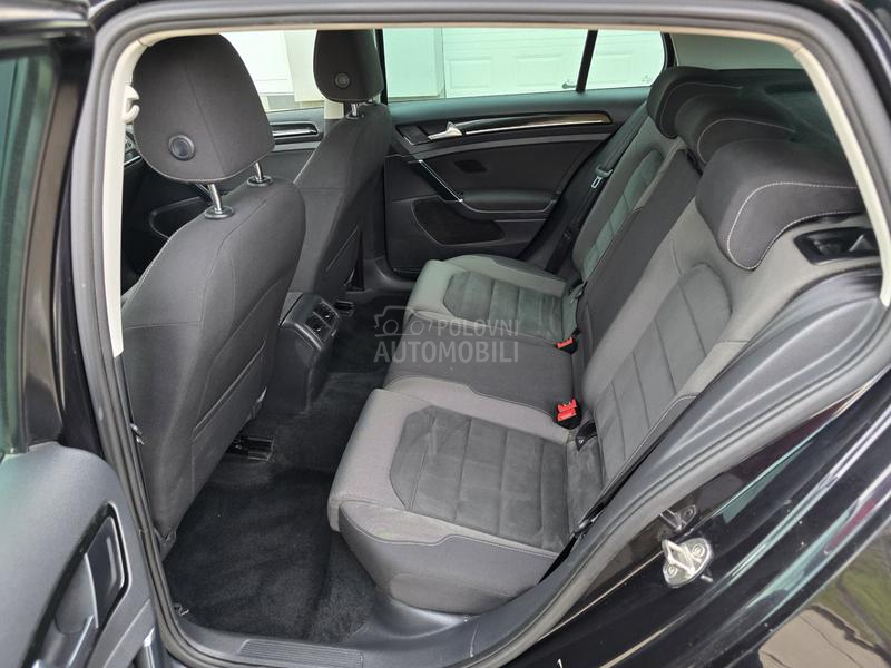 Volkswagen Golf 7 1.6 TDI//VIRTUAL//