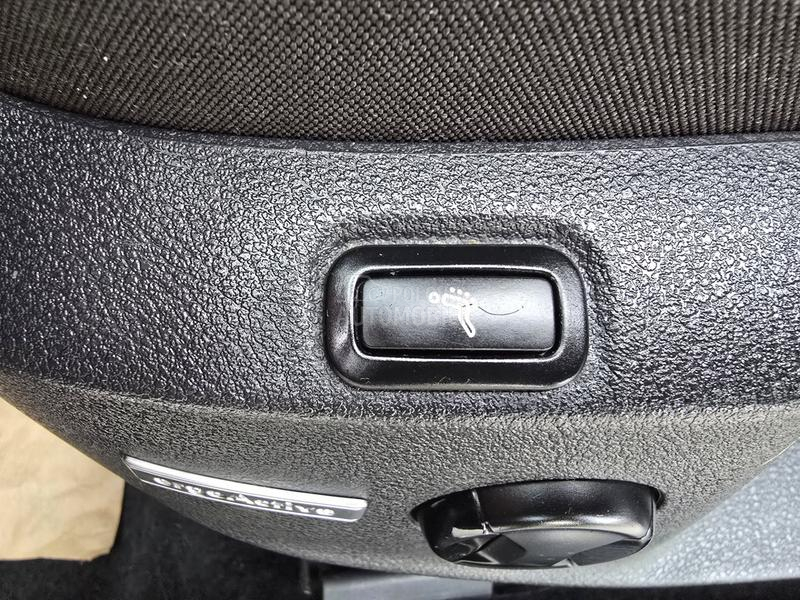 Volkswagen Golf 7 1.6 TDI//VIRTUAL//