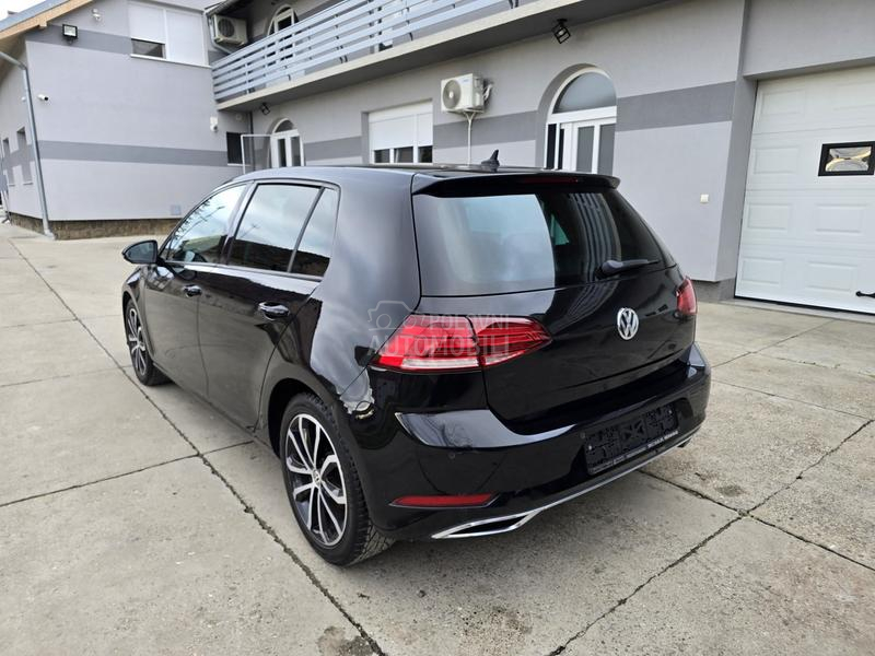 Volkswagen Golf 7 1.6 TDI//VIRTUAL//