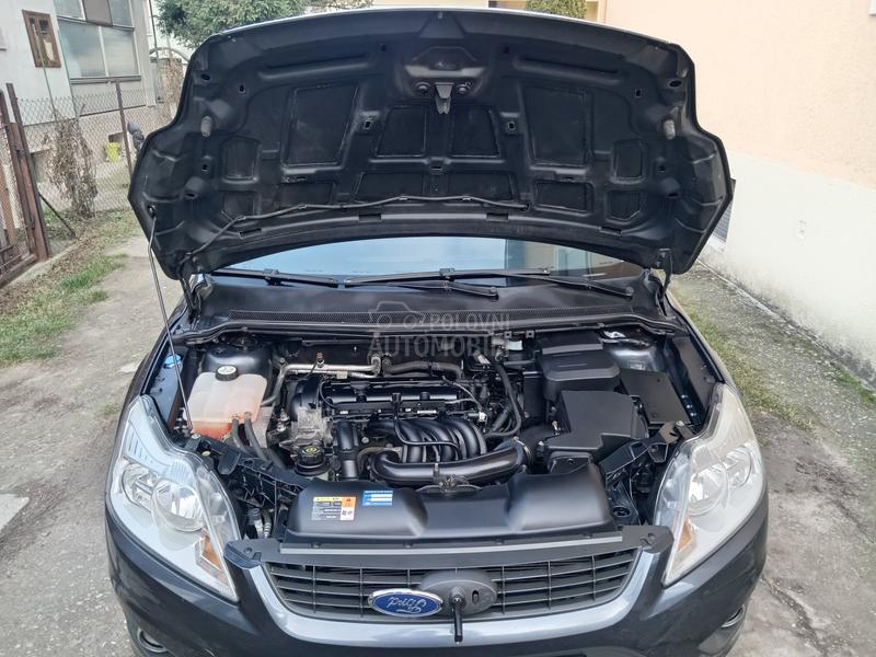 Ford Focus 1.6 O d l i c a n