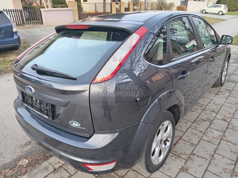 Ford Focus 1.6 O d l i c a n