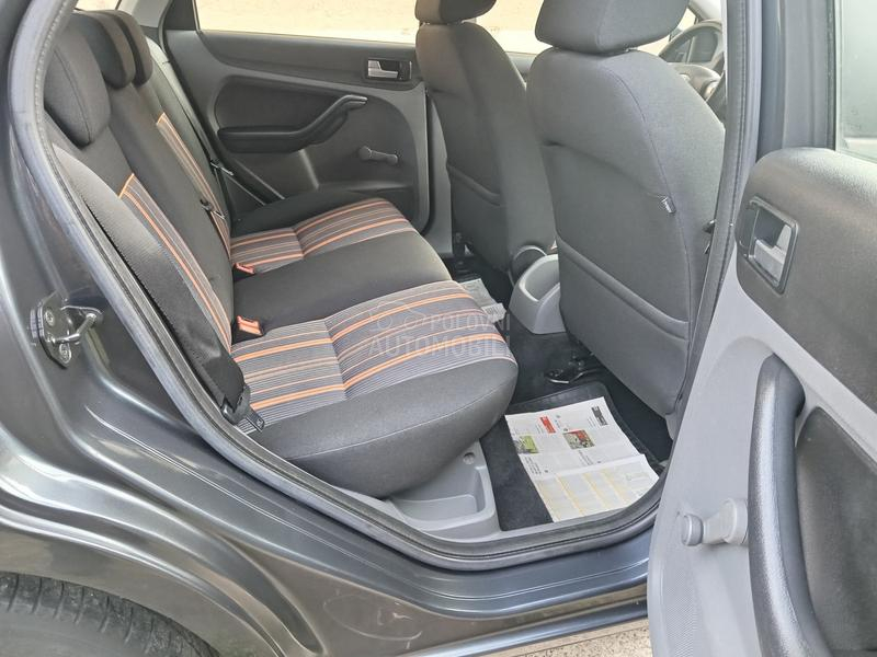 Ford Focus 1.6 O d l i c a n