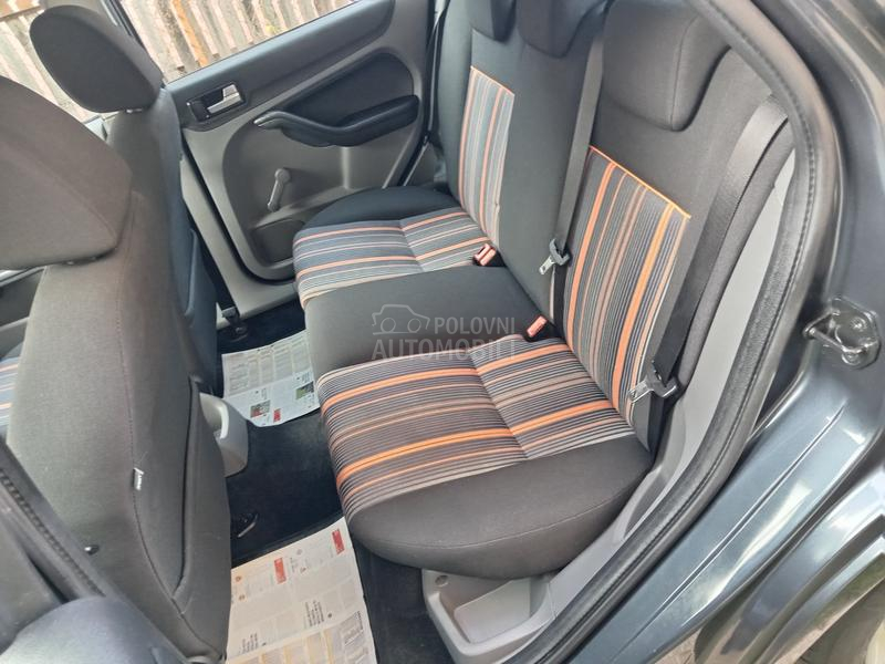Ford Focus 1.6 O d l i c a n
