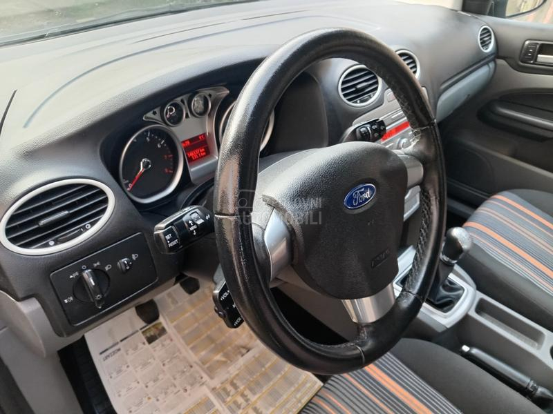 Ford Focus 1.6 O d l i c a n