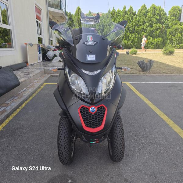 Piaggio MP3 300SPORT