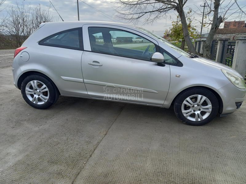 Opel Corsa D 