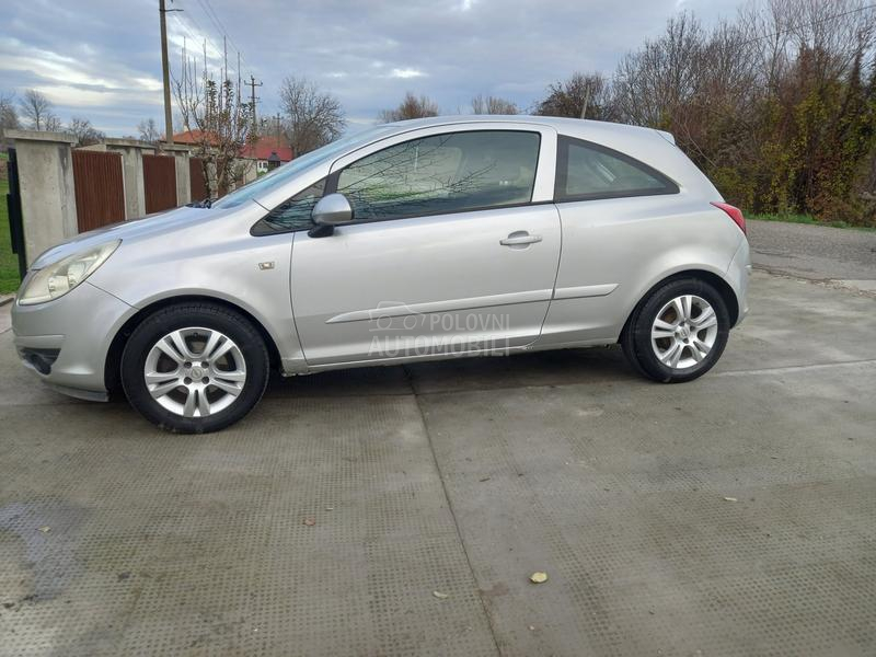 Opel Corsa D 