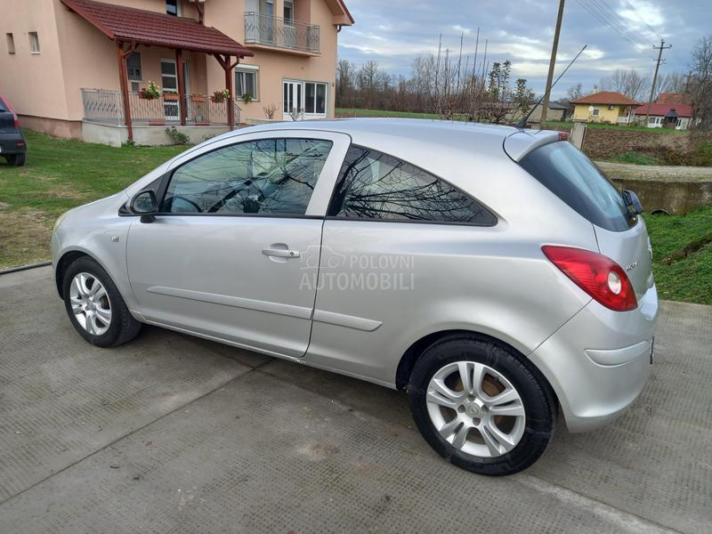 Opel Corsa D 