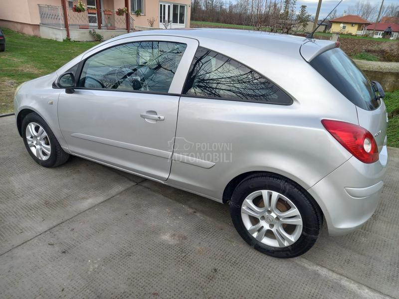 Opel Corsa D 