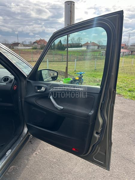 Ford S-Max 2.0tdci TITANIUM