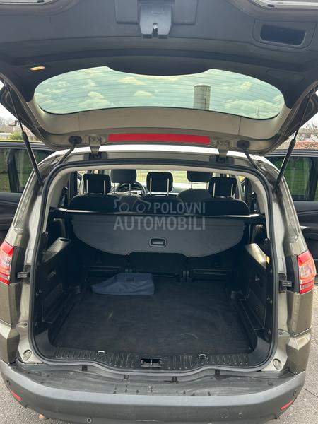 Ford S-Max 2.0tdci TITANIUM