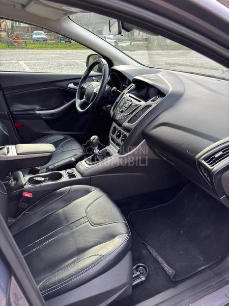 Ford Focus 1.6tdci T0P/FUL