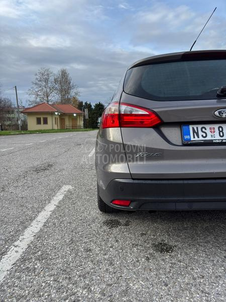 Ford Focus 1.6tdci T0P/FUL