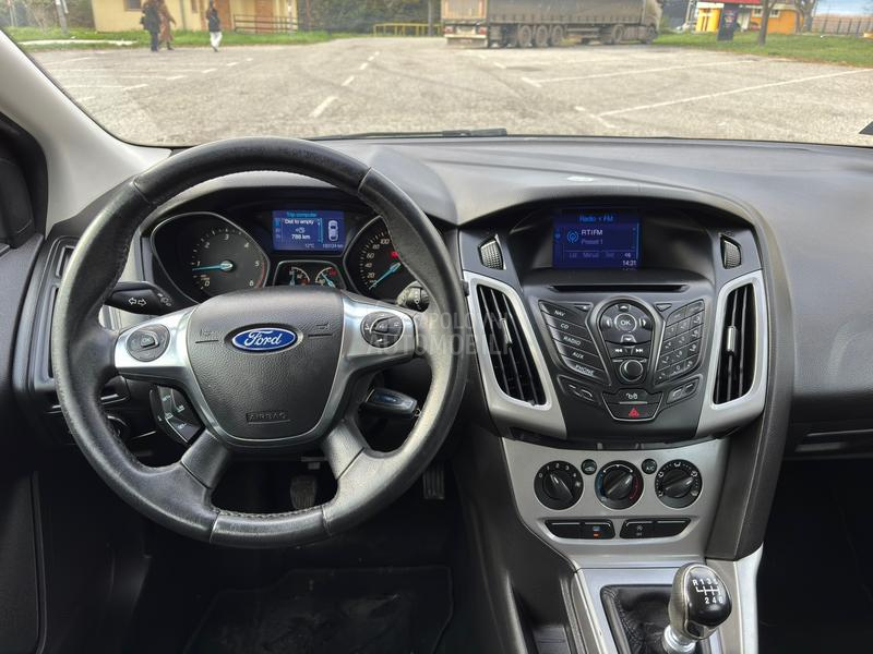 Ford Focus 1.6tdci T0P/FUL