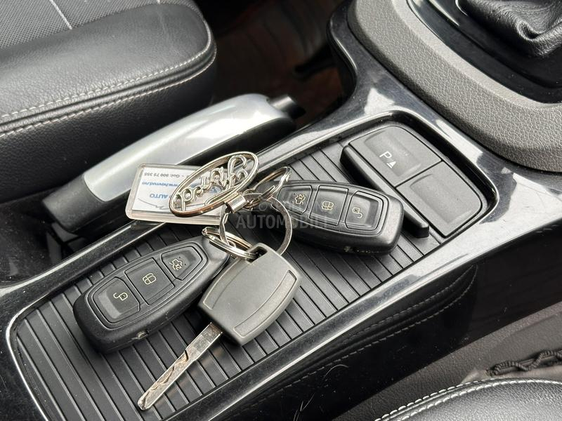 Ford Kuga TITANIUM S/4x4/AUT