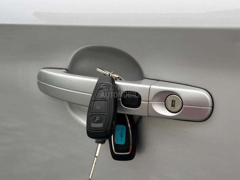 Ford Kuga TITANIUM S/4x4/AUT