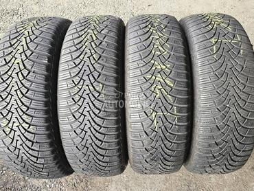 Goodyear 205/60 R16 Zimska