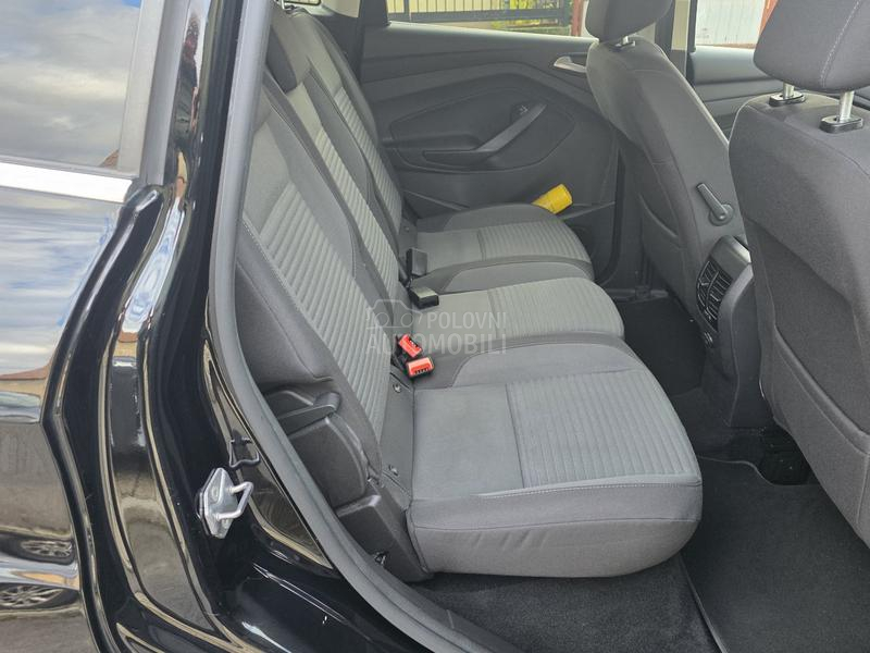 Ford C-Max TITANIUM FABRIKA