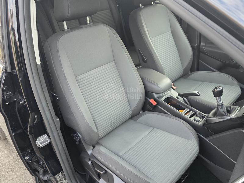 Ford C-Max TITANIUM FABRIKA