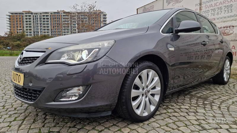 Opel Astra J KREDlTl/SWlSS