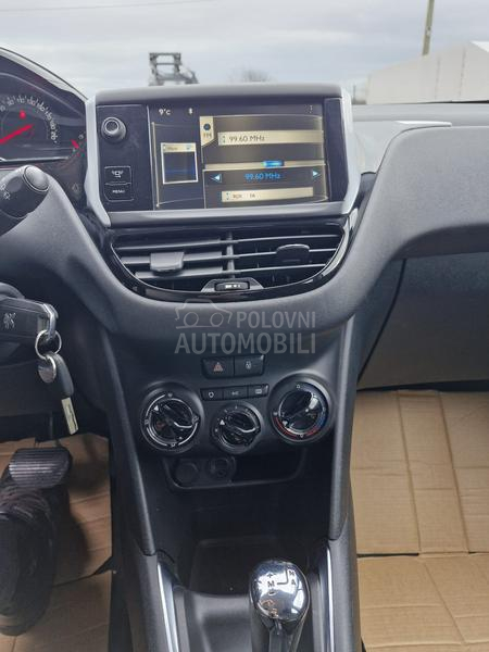 Peugeot 208 1.4 E-HDI Allure