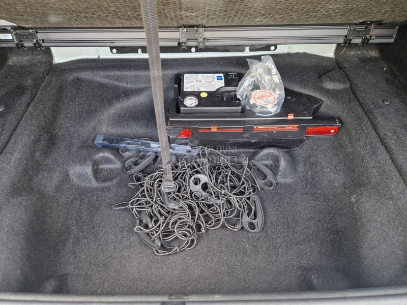 Mercedes Benz B 180 EXECUTIVE