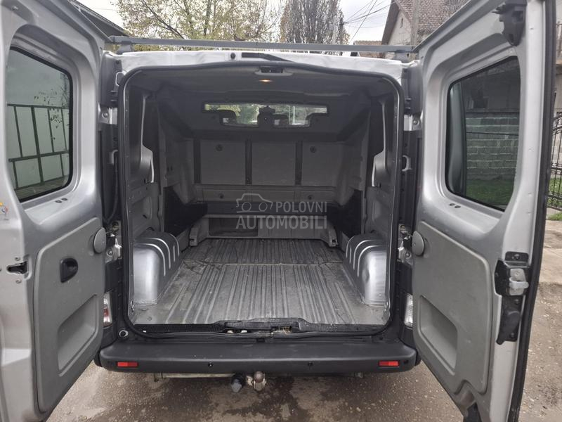 Renault Trafic dci 100 teretni N1 6.sedi