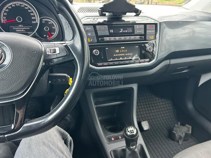 Volkswagen up! 1,0i Comfortline
