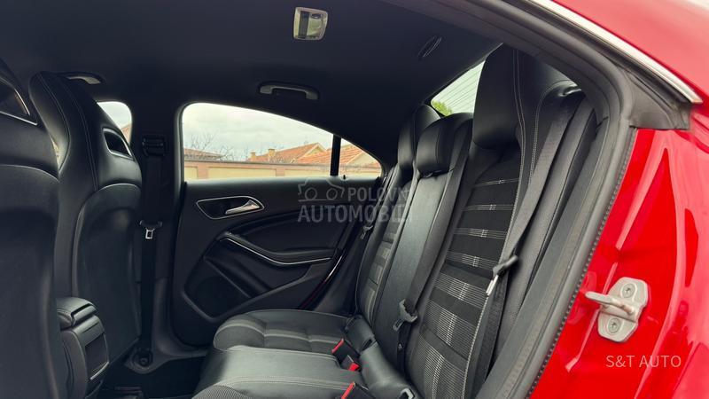Mercedes Benz CLA 180 1.6/AMG LINE/NOV/FUL