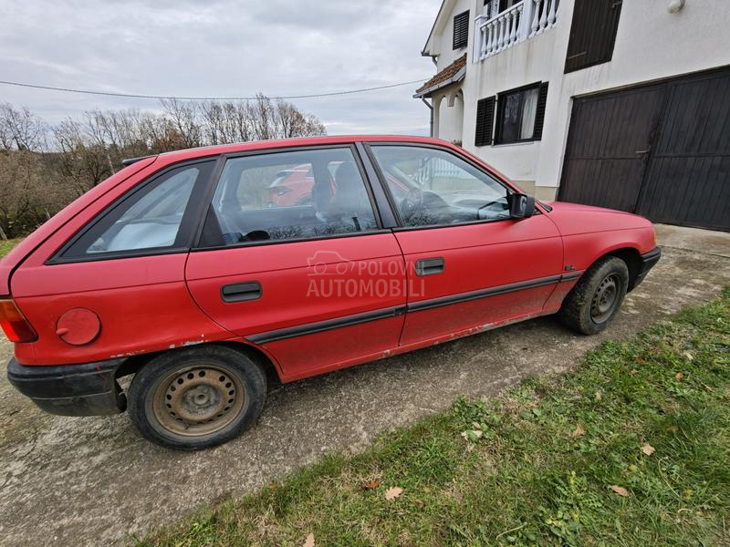 Opel Astra F 
