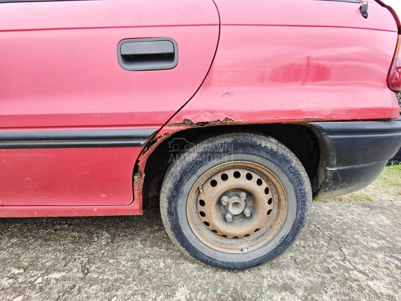 Opel Astra F 