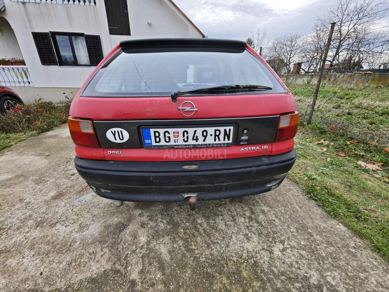 Opel Astra F 