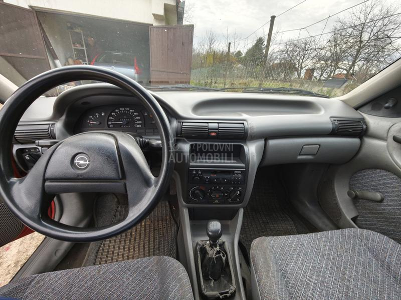 Opel Astra F 