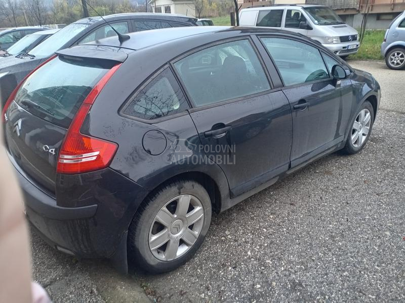 Citroen C4 1,4 PREMIUM