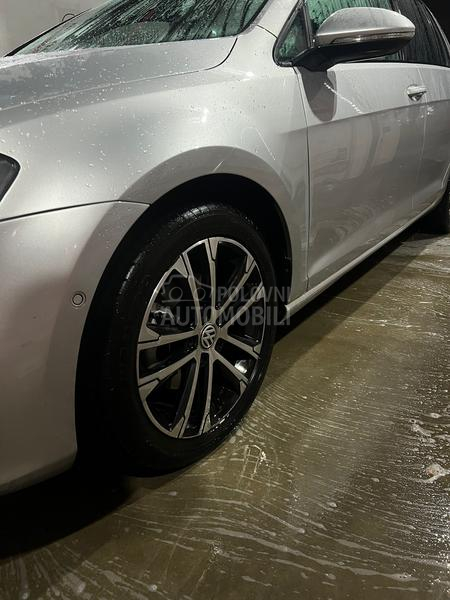 Volkswagen Golf 7 2.0 TDI DSG/Bi-Xen