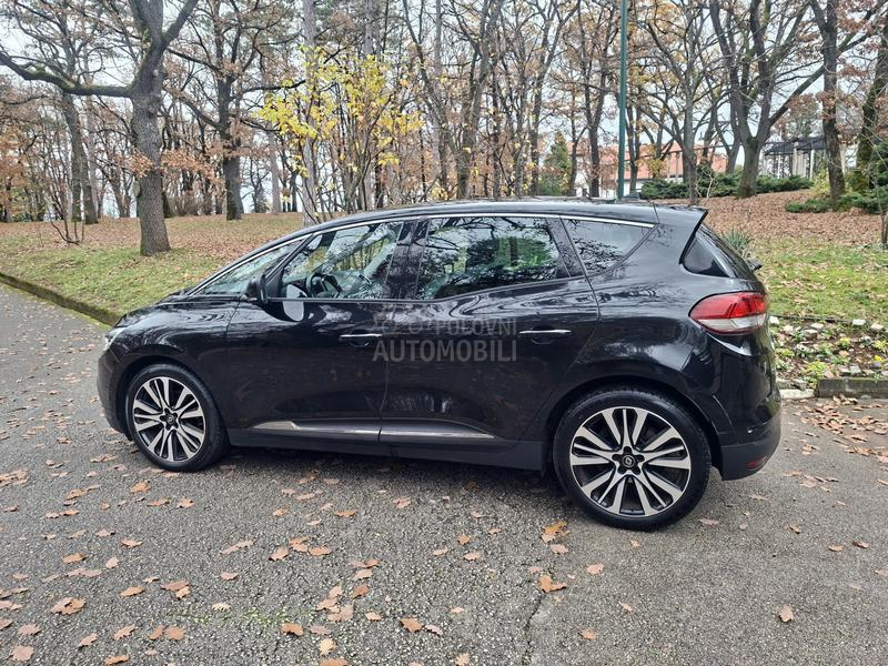 Renault Scenic Paris Initale