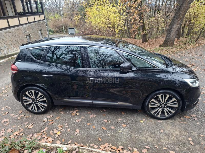 Renault Scenic Paris Initale