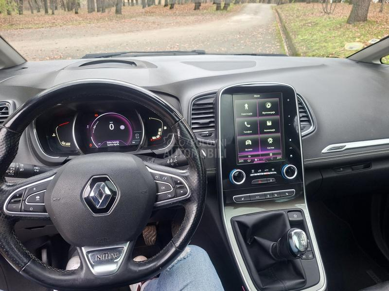 Renault Scenic Paris Initale