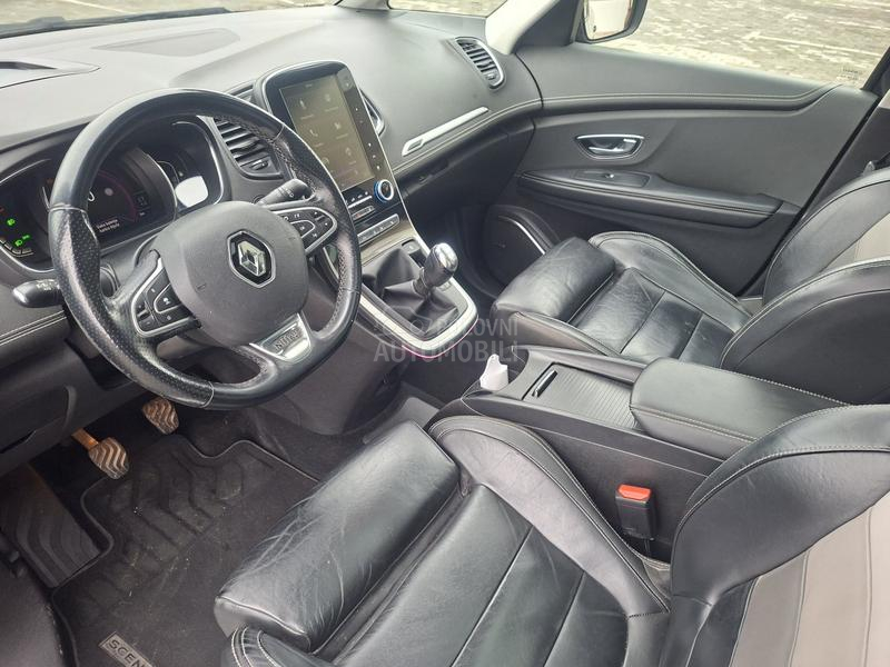 Renault Scenic Paris Initale