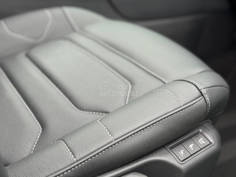 Citroen C4 SHINE PANO/360KAM