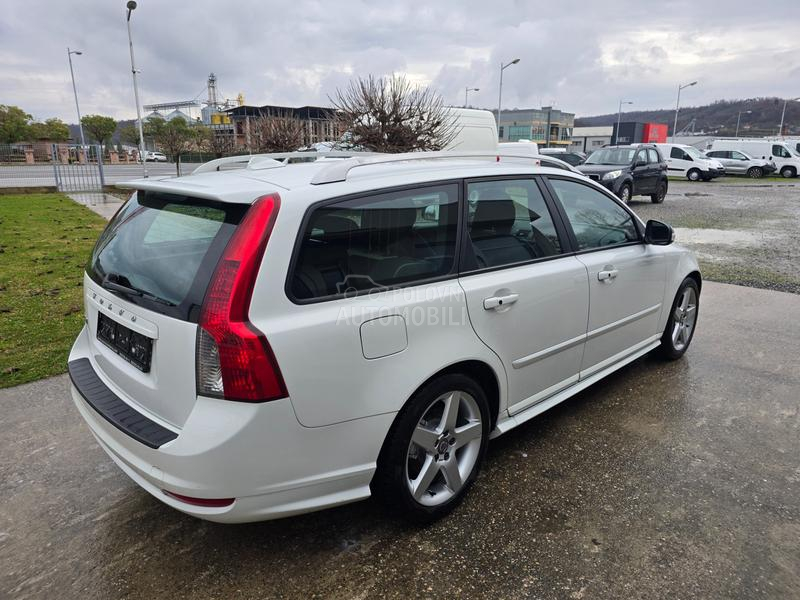 Volvo V50 2.0HDI R DESIGN