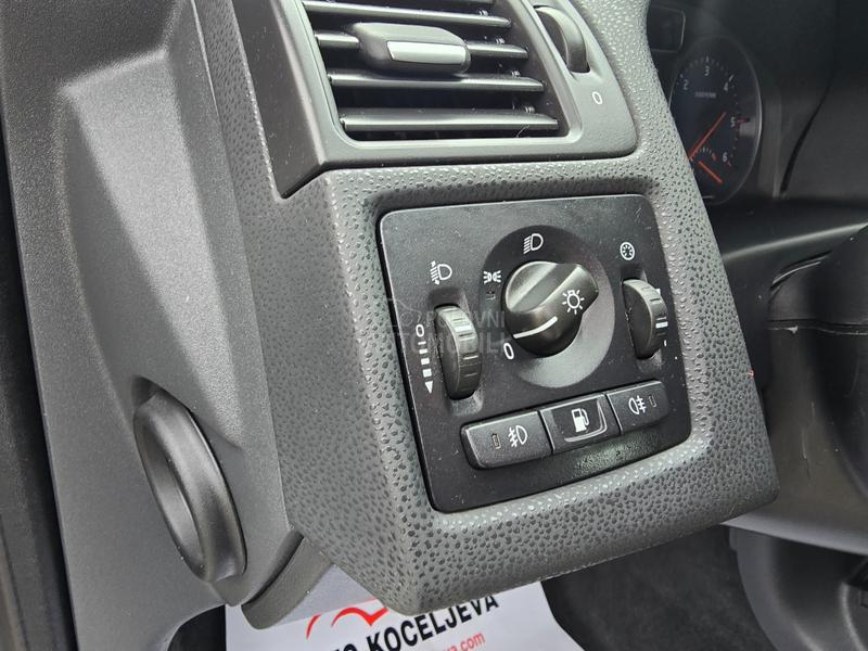 Volvo V50 2.0HDI R DESIGN