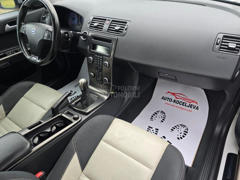 Volvo V50 2.0HDI R DESIGN