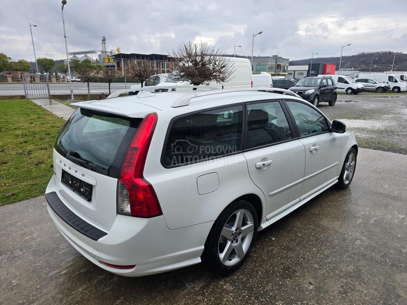 Volvo V50 2.0HDI R DESIGN