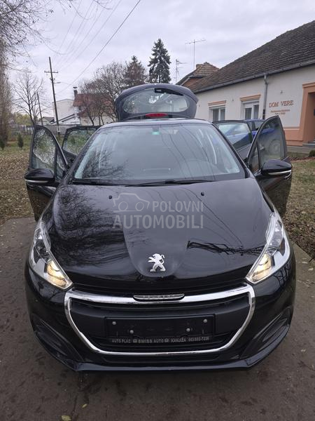 Peugeot 208 1,2 Allure