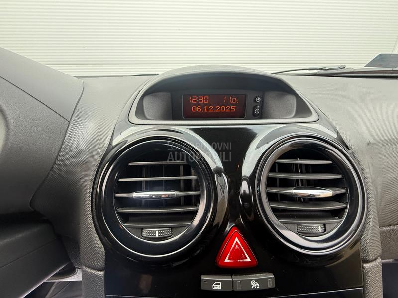 Opel Corsa D 1.2 M E T A N