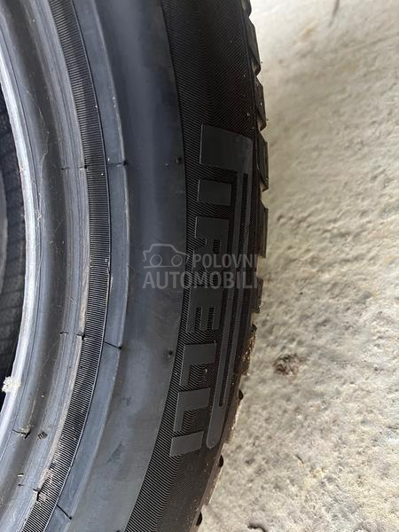 Pirelli 245/50 R19 Zimska